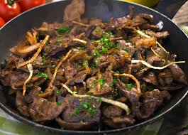 Dredge the liver slices in the flour. Ways To Cook Beef Liver Vintage Recipes And Cookery From The 1800s