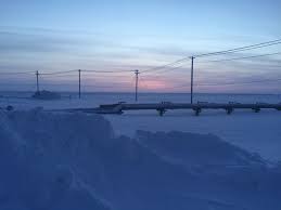 A national public radio report includes the university of alaska estimate that the language, which is related to other inuit languages, is spoken by just 3,000 people. A Town In Alaska Lives In Complete Darkness Every Year For 65 Days Bored Panda