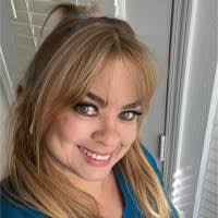 Yajaira Diaz's Instagram, Twitter & Facebook