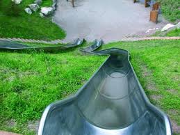 Kurvenrutschbahnen Playground Slide Natural Playground Hillside Landscaping