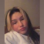 Jeanette Hack's Instagram, Twitter & Facebook