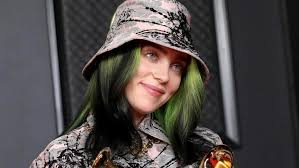 On that bombshell billie eilish cover for british vogue. Billie Eilish Impresiona Con Su Transformacion Y Sesion En Lenceria Para La Revista Vogue Meganoticias