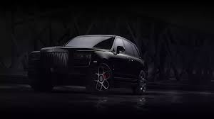 How big is the rolls royce ghost logo? Black Badge Cullinan