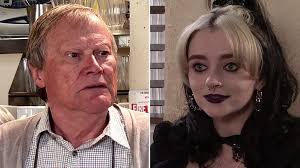 Corrie spoilers: Nina and Roy death fears as pair swept up in New Year  tragedy