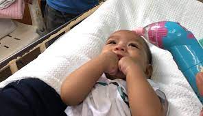 People interested in nafas bayi normal also searched for. Nafas Dia Makin Laju Oksigen Rendah Ibu Kongsi Detik Cemas Anak Alami Bronchiolitis Pa Ma