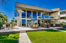Villa On The Bay 4 Bedroom Vacation Home Rentals Luxury Vacation Rentals Luxury Retreats