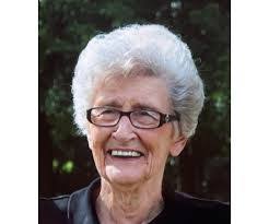 Karen Behrens's Instagram, Twitter & Facebook