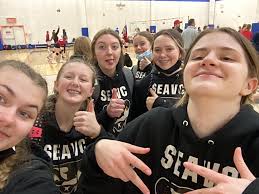 Girls' golf team places second in meet