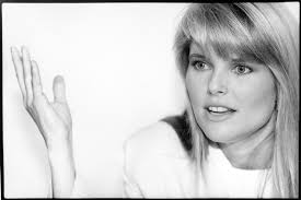 Roger Farrington's Instagram, Twitter & Facebook