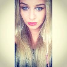 Emily Woodman's Instagram, Twitter & Facebook