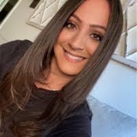 Melissa Voss's Instagram, Twitter & Facebook