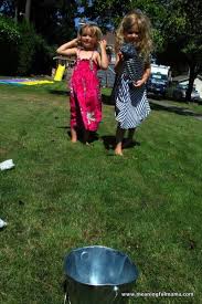 This bean bag toss game is a great way to help children learn action words (verbs) and practice using their gross motor skills. 10 Bean Bag Games To Play With Kids