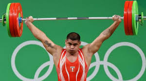 La atleta de halterofilia gilyeliz guzmán se convertirá en la primera atleta puertorriqueña que competirá (david villafane/staff). El Hombre Mas Fuerte Del Peru Conoce A Hernan Viera La Maquina De La Halterofilia Historia Historias Reales Peru21