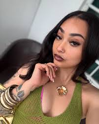 M&M🍯 (@megdadonn_) · Instagram 照片和视频