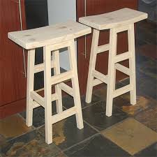 When i think about about concrete, i usually picture a bunch of hairy bros whistling at attractive women walking across the street from their worksite. Home Dzine Home Diy Make Bar Stools