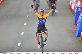 All you need to know about the 2020 vuelta a españa. Tageblatt Lu Mit Wut Im Bauch Roglic Gewinnt Die Erste Etappe Der Vuelta