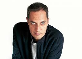 Grand corps malade lyrics with translations: Grand Corps Malade Slame Pour Les Soigants Musique Le Telegramme