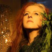 Venus Hum : The Colors in the Wheel