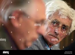 Jim swire right with john mosey hi-res stock photography and images