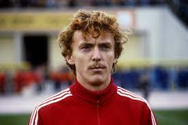 In 1985, he left wisła to join. Zbigniew Boniek Poznaj Lepiej Sportowe Legendy Sport