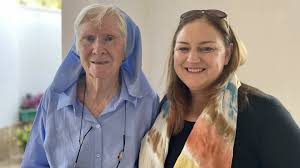 Honey pot 1766 leaks when I left her room I had to ask