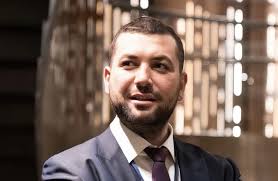 Jerry Wind, Lauder Professor Emeritus and Professor of Marketing, Wharton  School