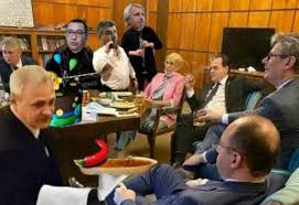 Vicepreședintele pnl ludovic orban solicită demisia ministrului justiției, robert cazanciuc astfel, ludovic orban, vicepresedintele camerei deputatilor, se vrea primarul capitalei si se va bate pentru… Internetul CastigÄƒ Din Nou Cine A Stat La MasÄƒ Cu Orban Dragnea Marica Si Snoop Dogg Cele Mai Tari Meme Uri DupÄƒ ApariÅ£ia Fotografiei Cu Guvernul Relaxat