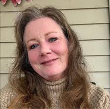 What restaurants in Traverse City can accommodate 50 youth softball players  for dinner