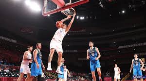 Es que la versión web del canal de noticias por cable salió a destrozar al capitán de la selección argentina de básquet, luis scola. Liyhsa Bknyvgm