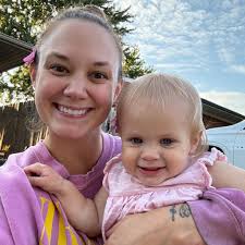 Who are some recommended obstetricians in St. Clair Shores, Michigan?