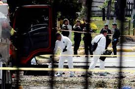Imágenes del seguimiento a guerrilleros que escoltaron carro bomba puesto en la general santander. Lo Que Se Sabe Del Atentado Con Coche Bomba En Bogota Noticias Agencia Peruana De Noticias Andina