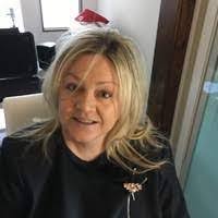 Kathleen Bleakney's Instagram, Twitter & Facebook