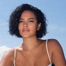 Amanda Zanco (@aamandazanco)