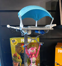 Four new action figures and one rainbow smash pickaxe replica represent the first batch of the new toys. Idle Hands Toy Fair 2019 Mcfarlane Doubles Down On Fortnite