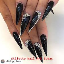 30 Grosse Stiletto Nail Art Design Ideen 1 Stilettonail Nailideas Schwarze Nageldesigns Schone Gelnagel Schwarze Nagel