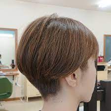 naoyuki satouさんはinstagramを利用しています 最近暑すぎなんでバッサリスッキリ刈り上げ女子 ついでにプチ２ブロック 本人は５０歳までは２ブロックしないって言ってたのに大分早めにデビュー 姪っ子ちゃんの髪型にどんどん近づく叔母 カット カラー シ