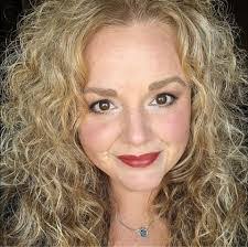 Wendy Burkhart's Instagram, Twitter & Facebook