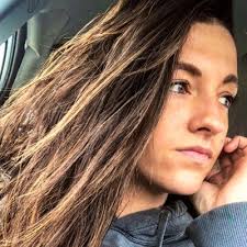 Ashley Johnson (@ashyj19)