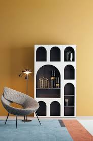 Sie erzählt von allem, was es ihr zu sammeln. Regal Cabinet De Curiosite Von Bonaldo Inspiriert Von Einem Kabinett Der Kuriositaten Und Wunder Ist Dieses Re In 2020 Innenarchitektur Inneneinrichtung Mobeldesign