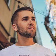 Cedric Hadnot's Instagram, Twitter & Facebook