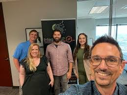 Mike Baham's Instagram, Twitter & Facebook