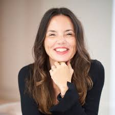 Ich habe einen neuen Job und arbeite jetzt als Business Analyst bei…