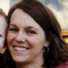 Maureen Leavitt's Instagram, Twitter & Facebook