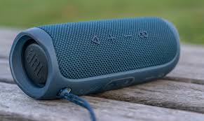 Jbl Flip 5 Vs Charge 4 Which To Buy The Style Inspiration