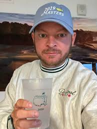 Elliott Moos (@elliottmoos)