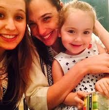 27.12.2020 · gal gadot returns as everyone's favorite lasso wielding heroine in wonder woman 1984, which premiered on hbo max and in select theaters on 28.12.2020 · gal gadot's daughters were in 'wonder woman 1984' & you prob. Pin By Debora Cordeiro On Gal Gadot In 2020 Gal Gadot Gal Gadot Wonder Woman Gal
