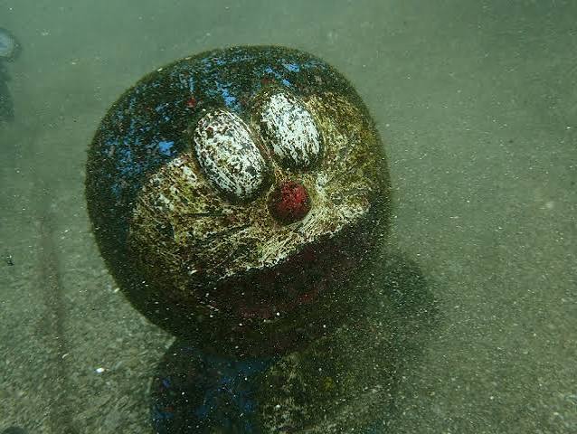 Doraemon found buried at sea as scene from 1993 anime becomes real life【Photos】 | SoraNews24 —Japan News—
