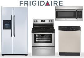 Bestbuy Deal Save 25 On Frigidaire Kitchen Appliance Package Kitchen Appliance Packages Frigidaire Appliances Kitchen Appliances