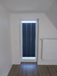 Bei auszug nimmt man weißes silikon und verfüllt die löcher. Haustur Fenster Terrassentur Plissee Und Innenturen In Busum