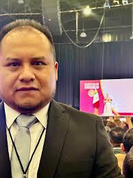 HACE PRESENTE EMILIO SALAS A ATIZAPÁN SANTA CRUZ EN ENCUENTRO NACIONAL  MUNICIPAL El alcalde Atizapense, Emilio Salas Perea, asistió a la  convocatoria de la presidenta de México, Claudia Sheinbaum Pardo al  encuentro